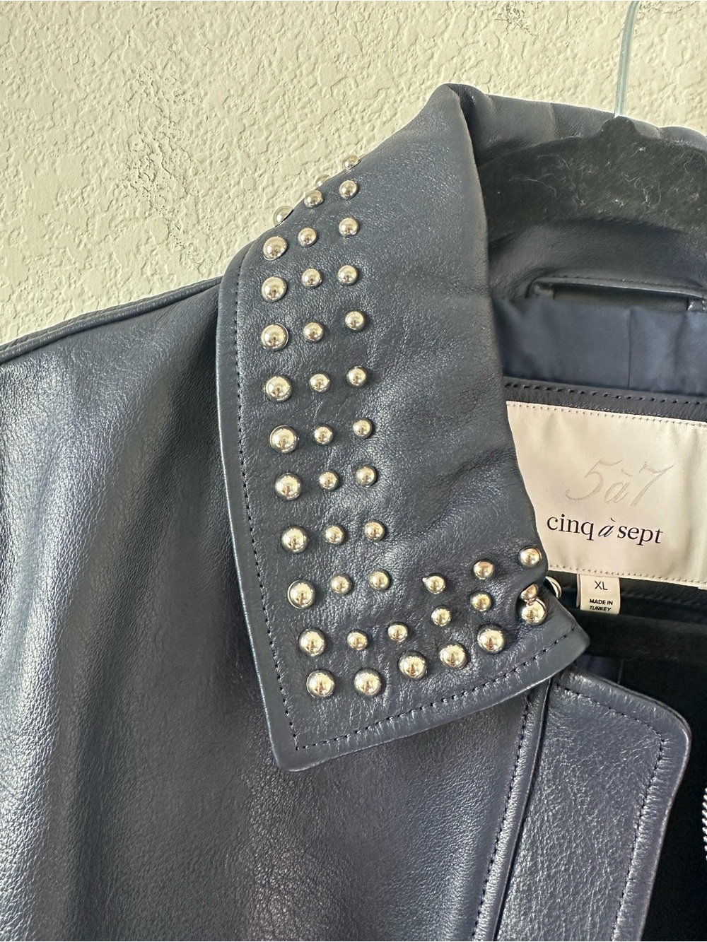 Cinq à Sept Kierstin Stud Detail Leather Navy Blue Jacket SZ XL NWT - Picture 4 of 8